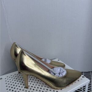 Gen Shuo Gold Women’s Classic 3.5 Inch Heel Pointed-Toe Pumps Size 7